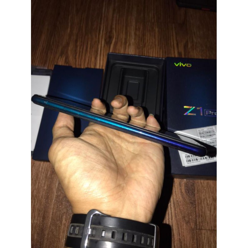 Vivo Z1pro 4/64