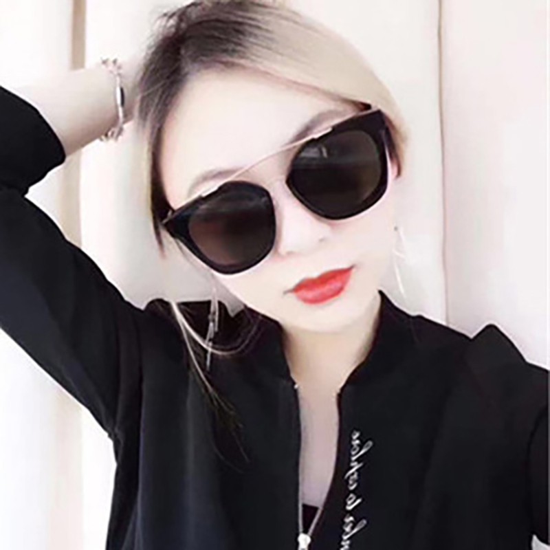 (YUZHU) Kacamata Hitam Wanita Model Korea Vintage Oversize Motif Mata Kucing UV400 Warna Hitam