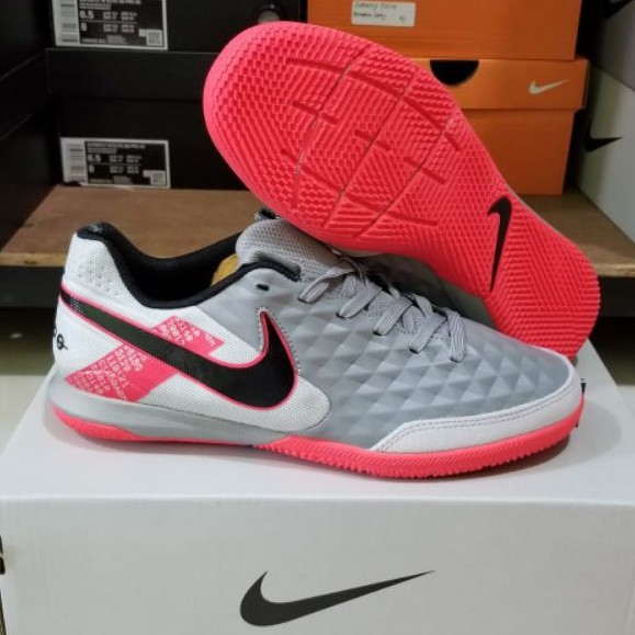 Sepatu Futsal Tiempo Legend8 Pro Bomber Grey ic-sepatu futsal-sepatu futsal nike-sepatu futsal-futsa