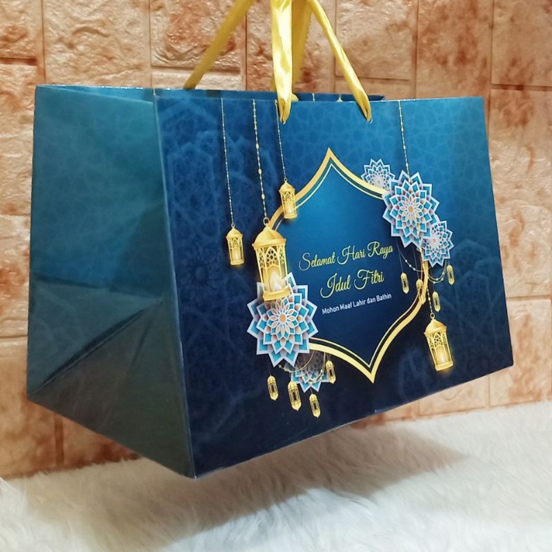 

Paperbag Idul Fitri Lebaran_Laminasi_Bisa Satuan_Ready Stock