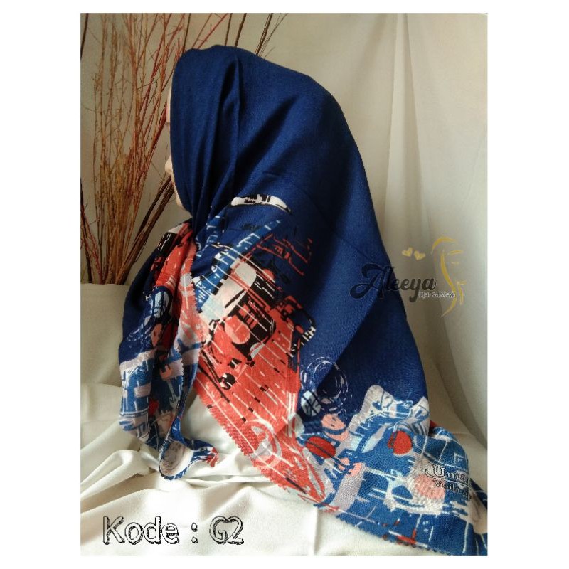 HIJAB SEGIEMPAT VOILA SPOM LASERCUT BY UMAMA SCARF