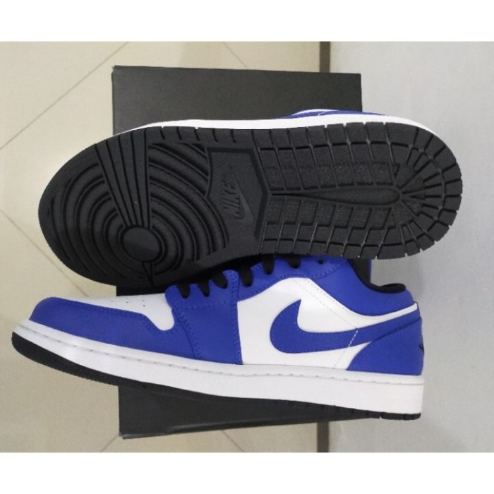 royal aj 1