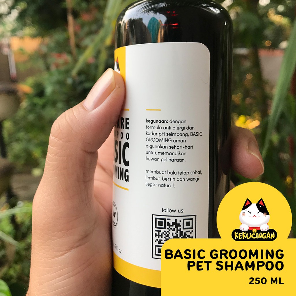 Basic Grooming Shampoo Kucing Anjing Kitten Harian