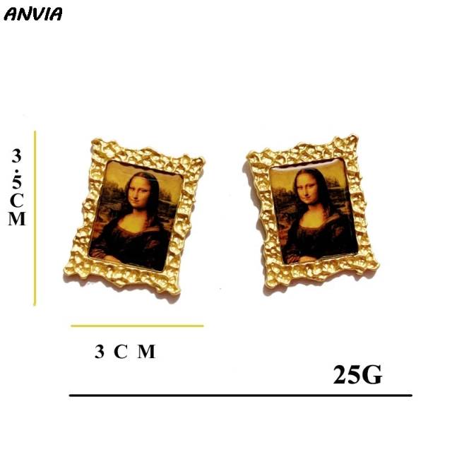 Anting tusuk monalisa