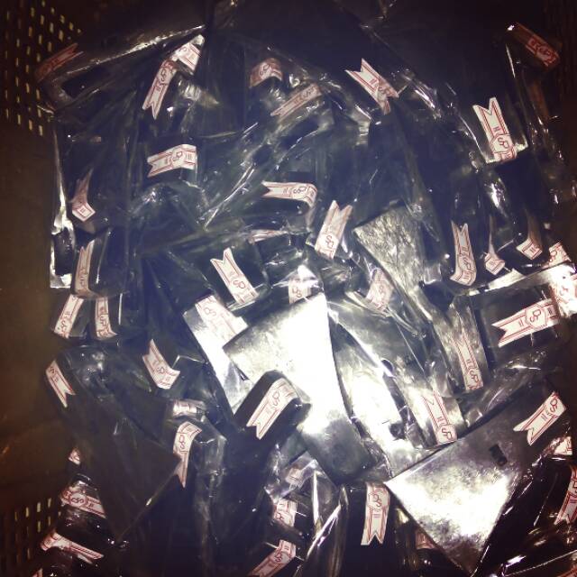 Kampak kecil gagang kayu aren