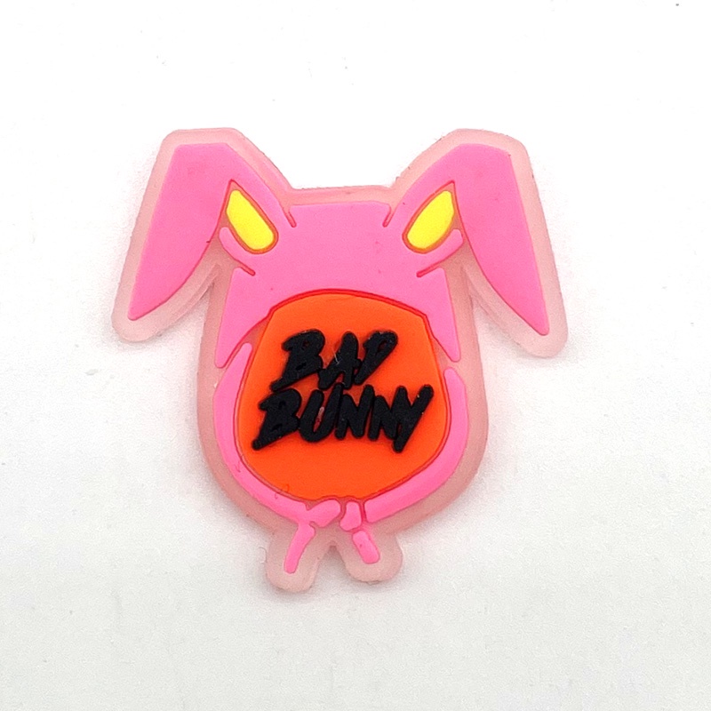 Gelang Charms Glow In The Dark Desain Bad Bunny Croc Shoes Untuk Wanita