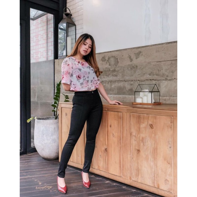 CELANA JEANS VOICE // CELANA JEANS WANITA // CELANA HITAM // CELANA HW VOICE JEANS