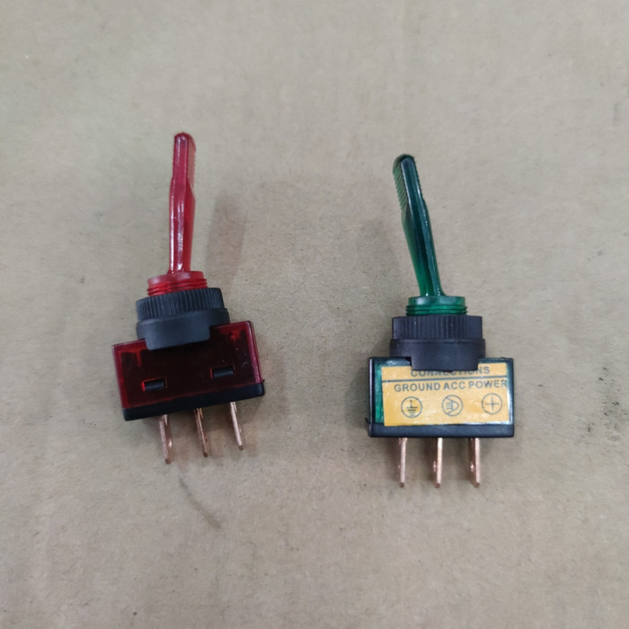 Switch on off plastik 3 pin / Saklar On off Plastik 3 pin