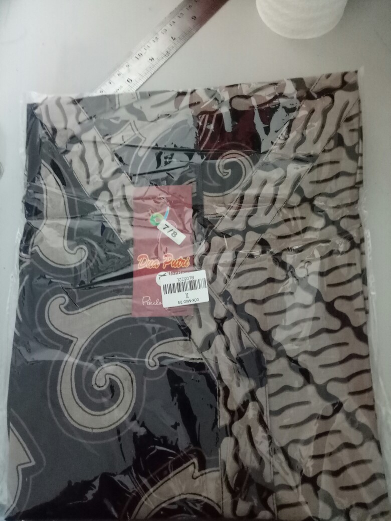 Blouse Batik Wanita /kemeja Batik Pria Modern Trendy Kombinasi .by Batik Ruci