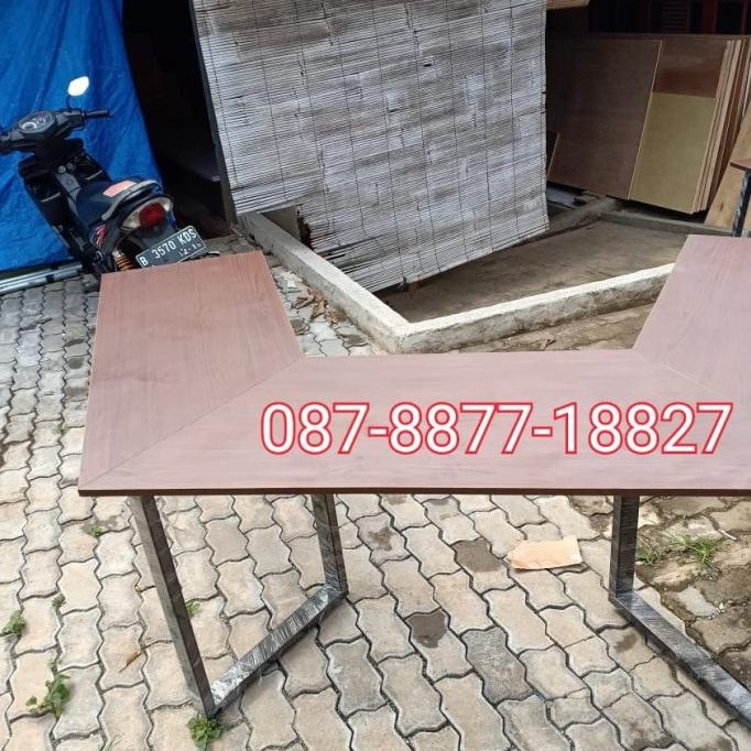 Meja For Gaming Expert 240X50X75, Komputer, Warnet, Bisa 3 Monitor