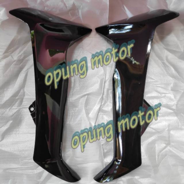 Cover sayap luar vega R lama sayap luar Vega lama