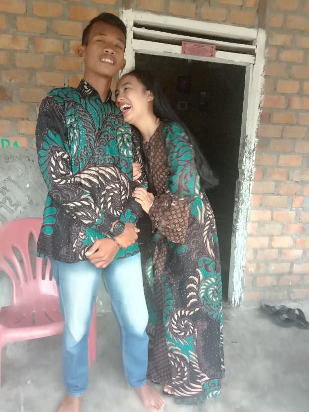 Batik Solehah - Batik Cople Gamis Maura Couple Jatayu Fashion Wanita Batik Kopel Kemeja Sarimbit