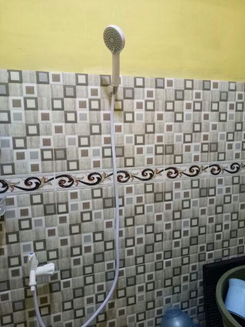 Promo Paket Sk-195p Shower Soligen 195 Putih Dan Kran Cabang Soligen S13 - Shower Mandi - Shower Toi