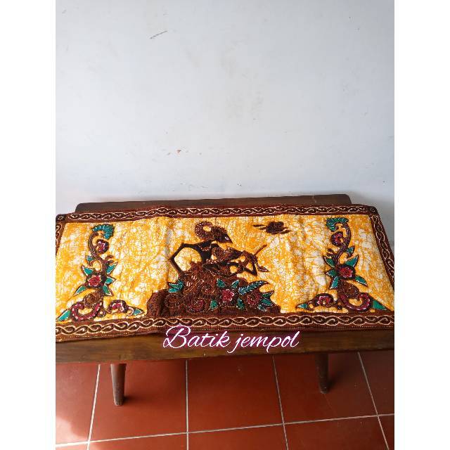 Taplak meja batik janoko-srikandi / loper batik
