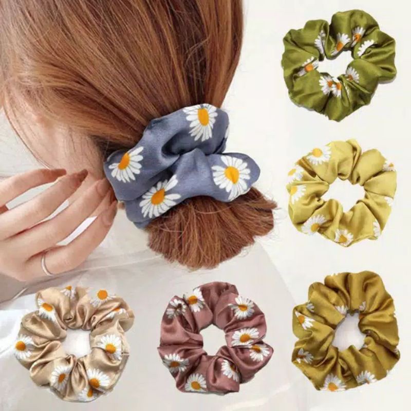 Scrunchie Korea Motif Bunga Daisy Ikat Rambut Scrunchies