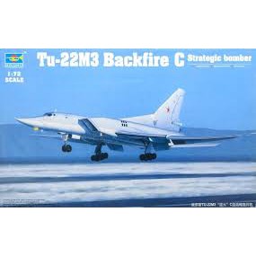 Trumpeter 01656 TU-22M3 Backfire C Strategic Bomber 1:72