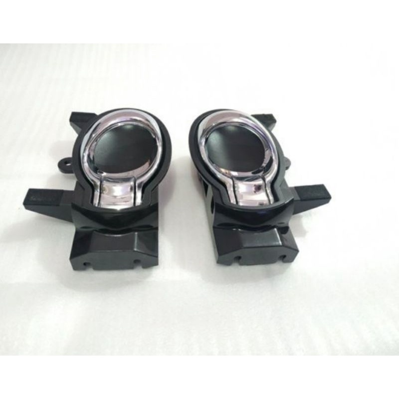 Handle pintu dalam Nissan Juke