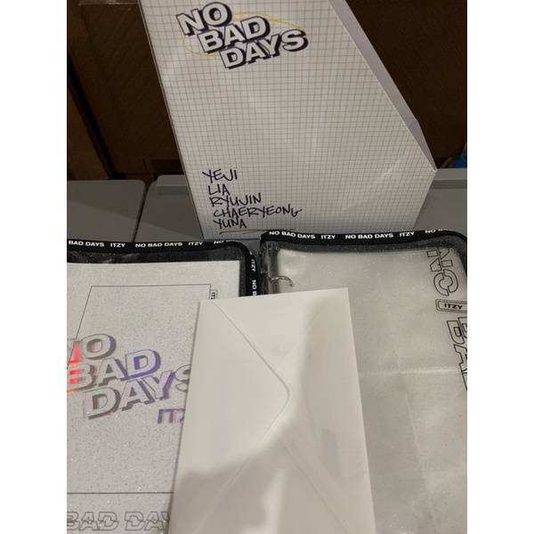 ITZY No Bad Days Set