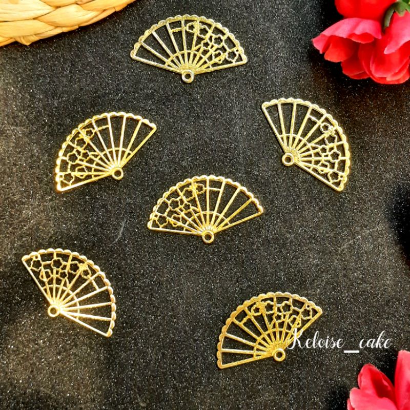 

HANG TAG METAL FAN (isi 10 pcs)