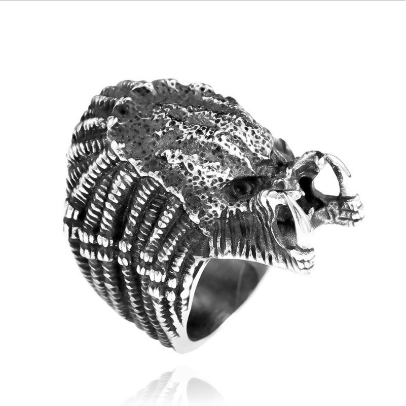 SEUSUK  Fashion Movie Alien Predator Finger for Men Gothic Style Ring Jewelry