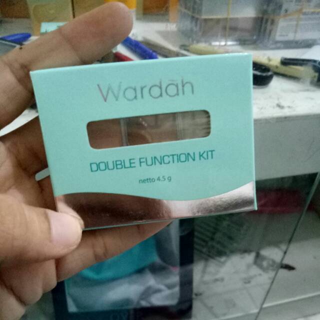 Wardah doble function kit