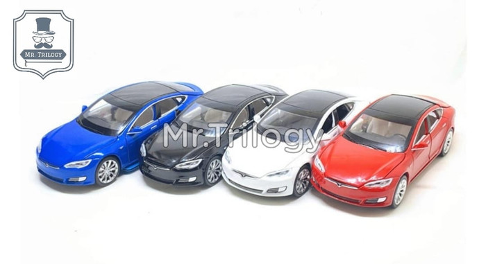 Mobil Tesla Model S - Miniatur Mainan diecast kado cowok ulang tahun pajangan - Elon Musk not Ferrari buggati BMW Mercy mercedes benz