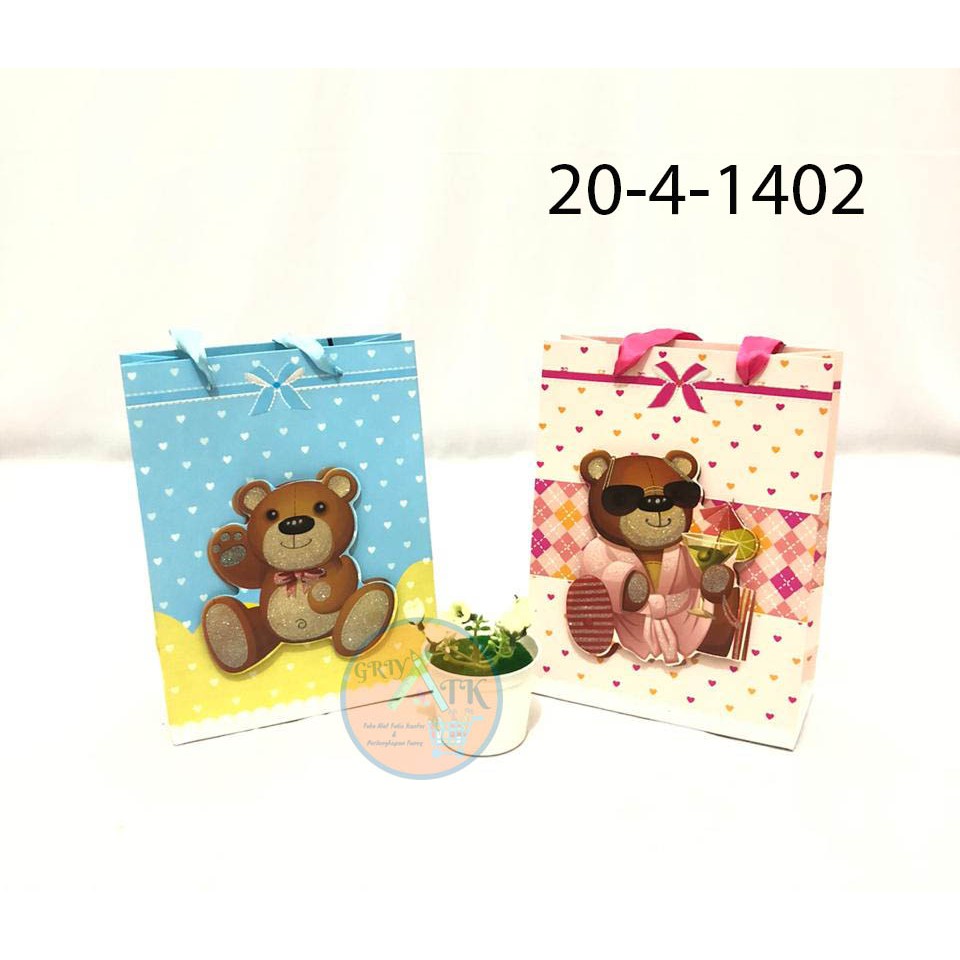 

Tas Kertas Paper Bag Karakter Bear lucu Gliter Mini