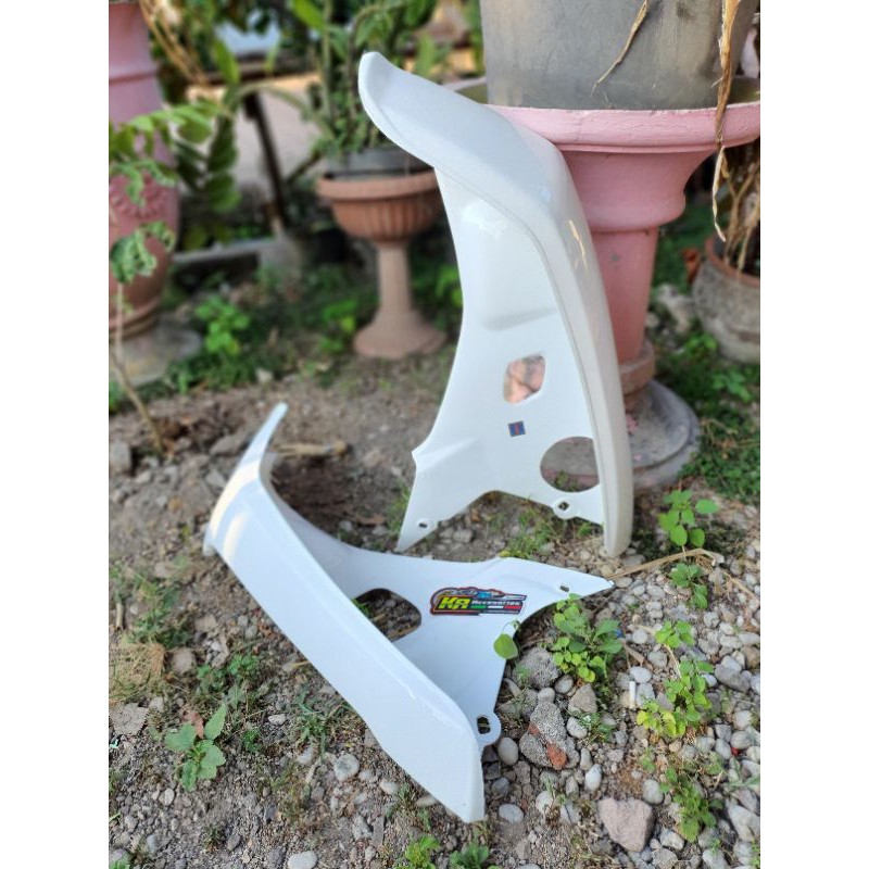 Sayap ebek ebek depan astrea grand bulus putih merk win