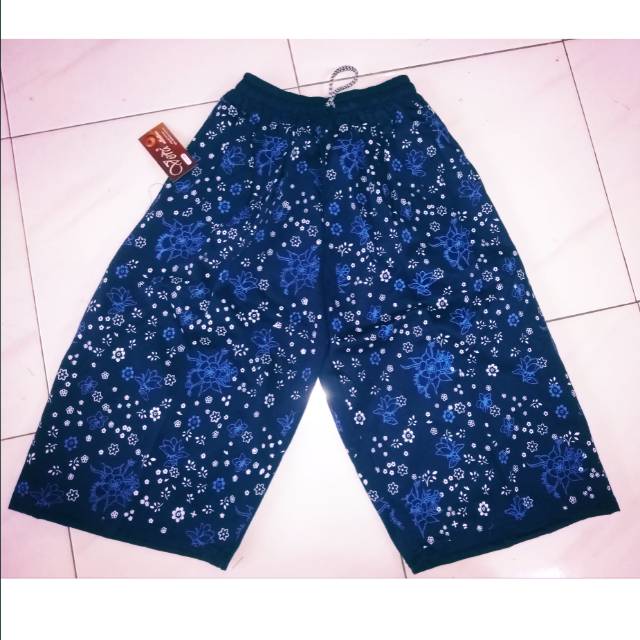 celana pendek kolor santai casual wanita bahan  kain kaos  