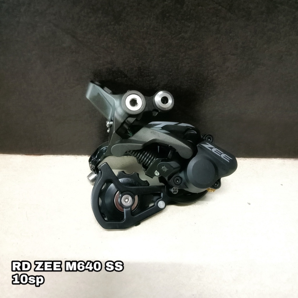 REAR DERAILLEUR (RD) SHIMANO ZEE M640 SS