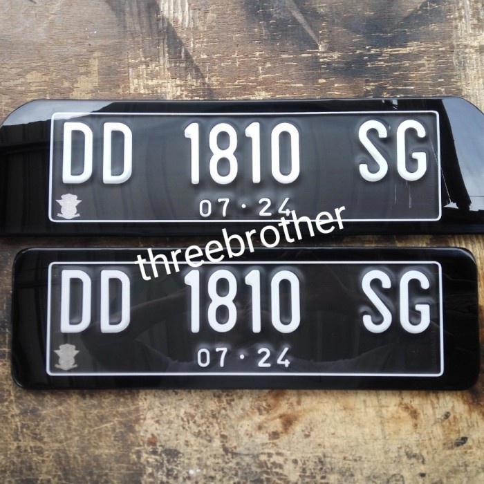 Cover Plat Nomor Mobil Akrilik Cembung All New Yaris ewr