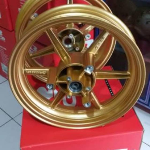 VELG RCB SP811 NMAX GOLD RING 13