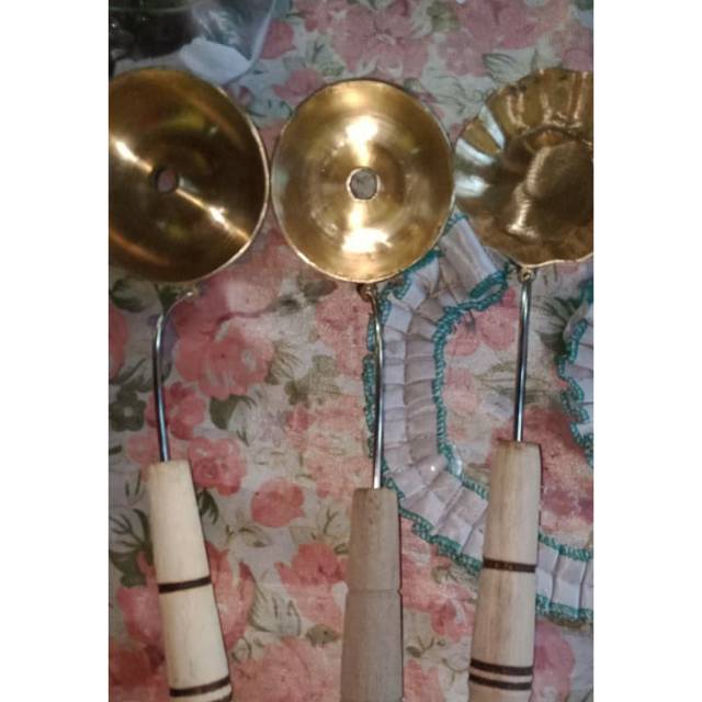 Cetakan kue donat cair  kuningan