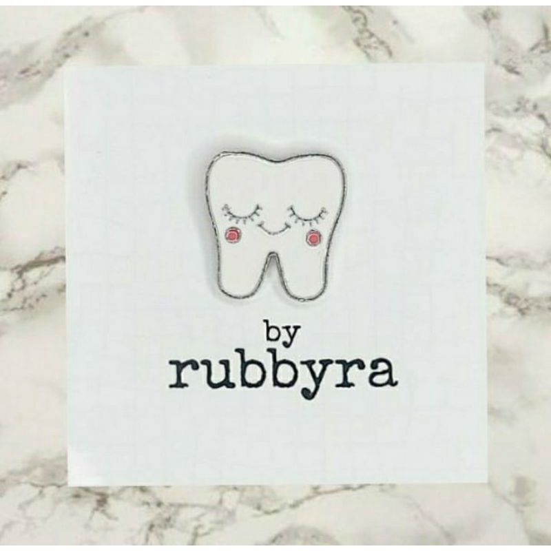 Pin Bros Aesthetic (tooth)