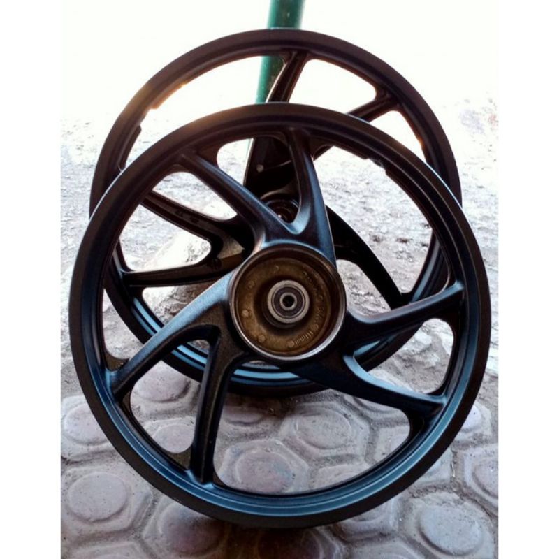 Velg Depan Belakang Pelk Pelek Honda Revo Lama Velg Motor Honda Revo Old Original (Copotan)
