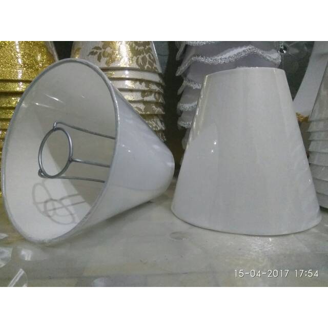 Kap Lampu Minimalis Dekorasi Pelaminan Modern