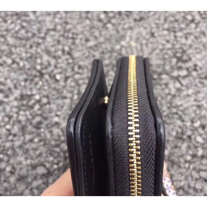 Tory Burch Kira Chevron Medium Slim Wallet - Black