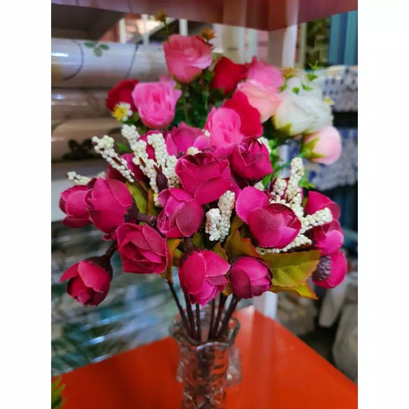 ROSE / BUNGA MAWAR - ISI 15 BUNGA PLASTIK-MARON