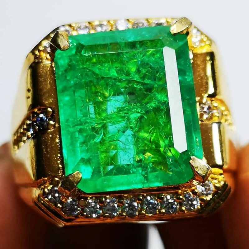 Zamrud Colombia Colour Octagon Top Luster Chatam Asli