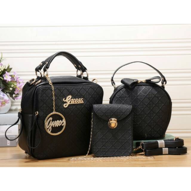 Tas Hitam GUESS