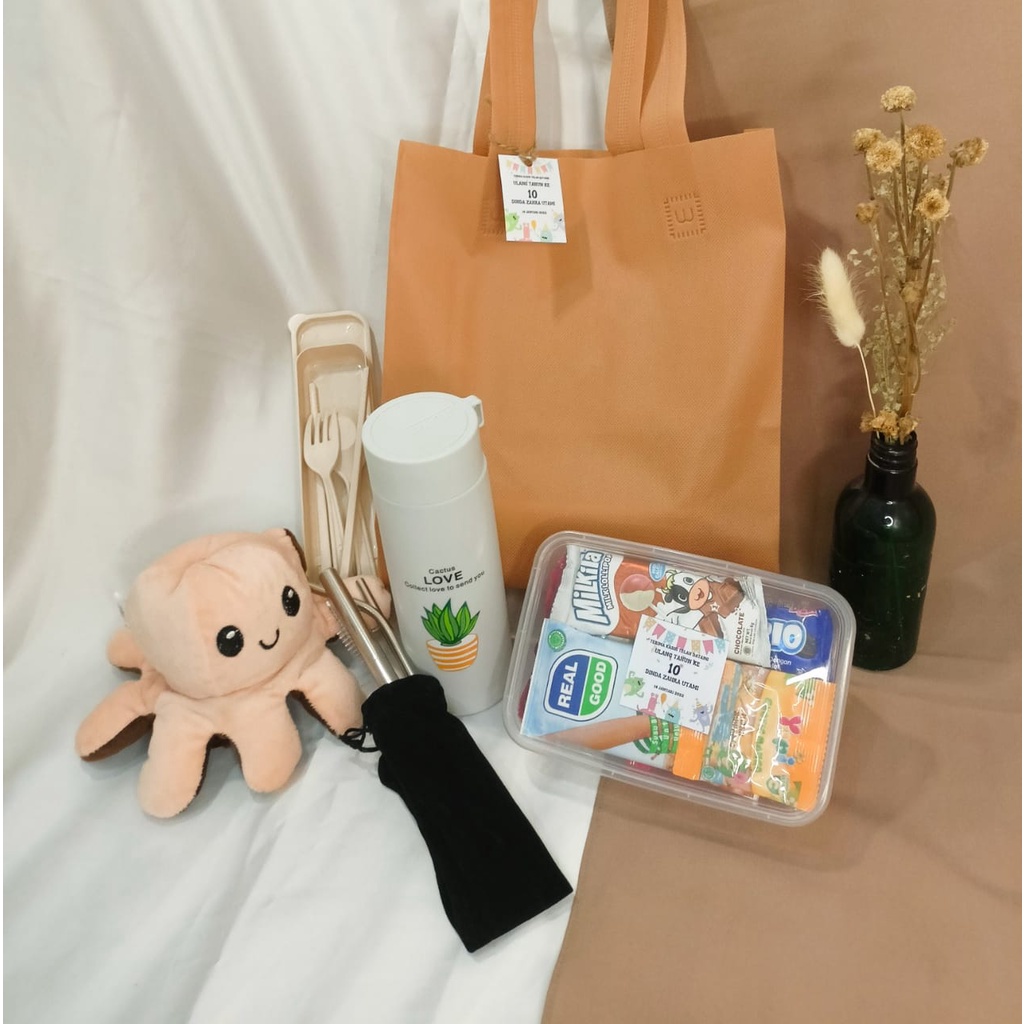

[PAKET D] GOODIE BAG SOUVENIR ULTAH ARISAN SEMINAR SNACK ULANG TAHUN SYUKURAN PESTA JAJAN