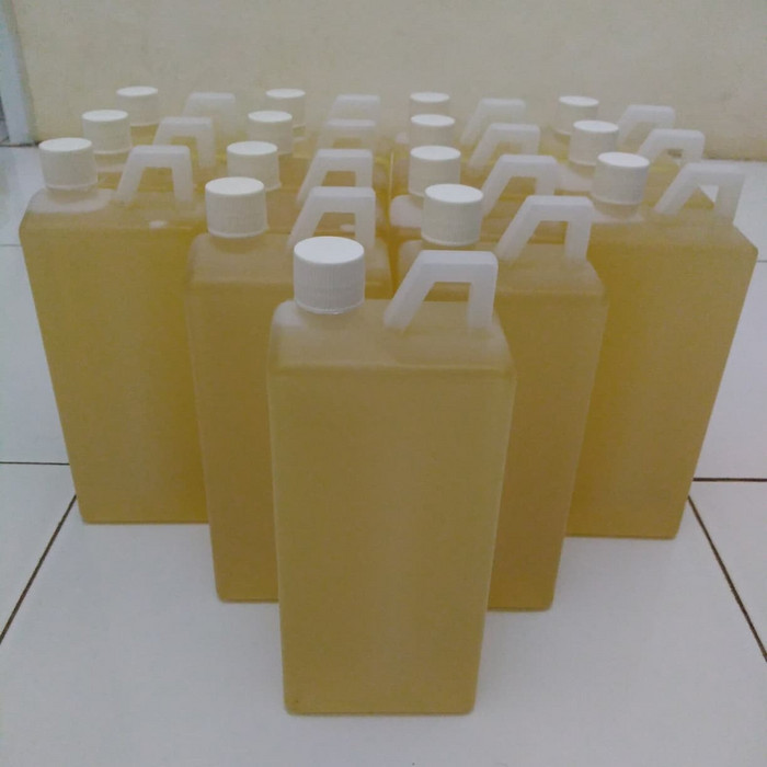 

Minyak Kelapa Asli / Minyak klentik Murni / Minyak Kelapa Murni