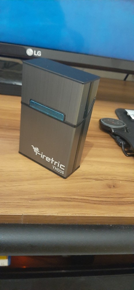 Firetric Kotak Udud Elegan Aluminium Cigaret Case - Yh006