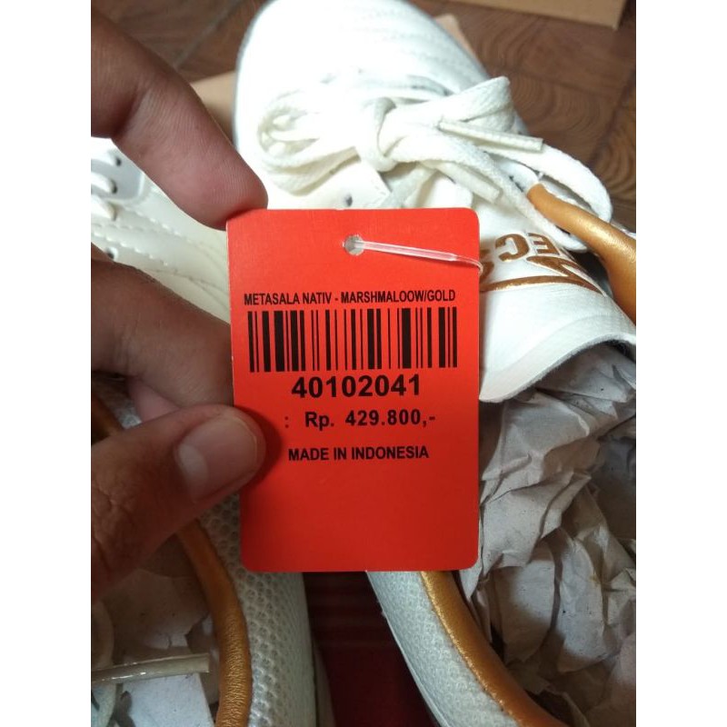 specs metasala nativ white gold