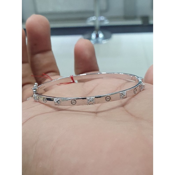 gelang bangle emas 750 putih car*er valentino piramid mata