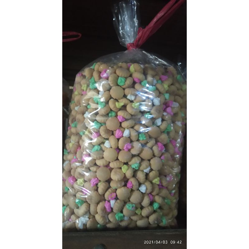 

HARGA GROSIR BISKUIT GEM ROSE / BISKUIT GEMROSE / KUE KANCING / BISKUIT MONAS / JAJANAN JADUL 1KG