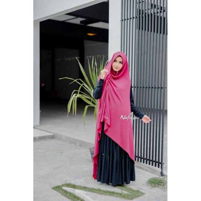 ALINA HIJAB sporty Cardi Diamond Crepe toribuch torino bahan nyaman.