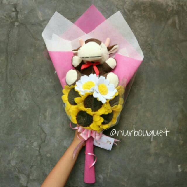 

Buket boneka sapi murah, hadiah unik, hadiah anniv, kado ulangtahun