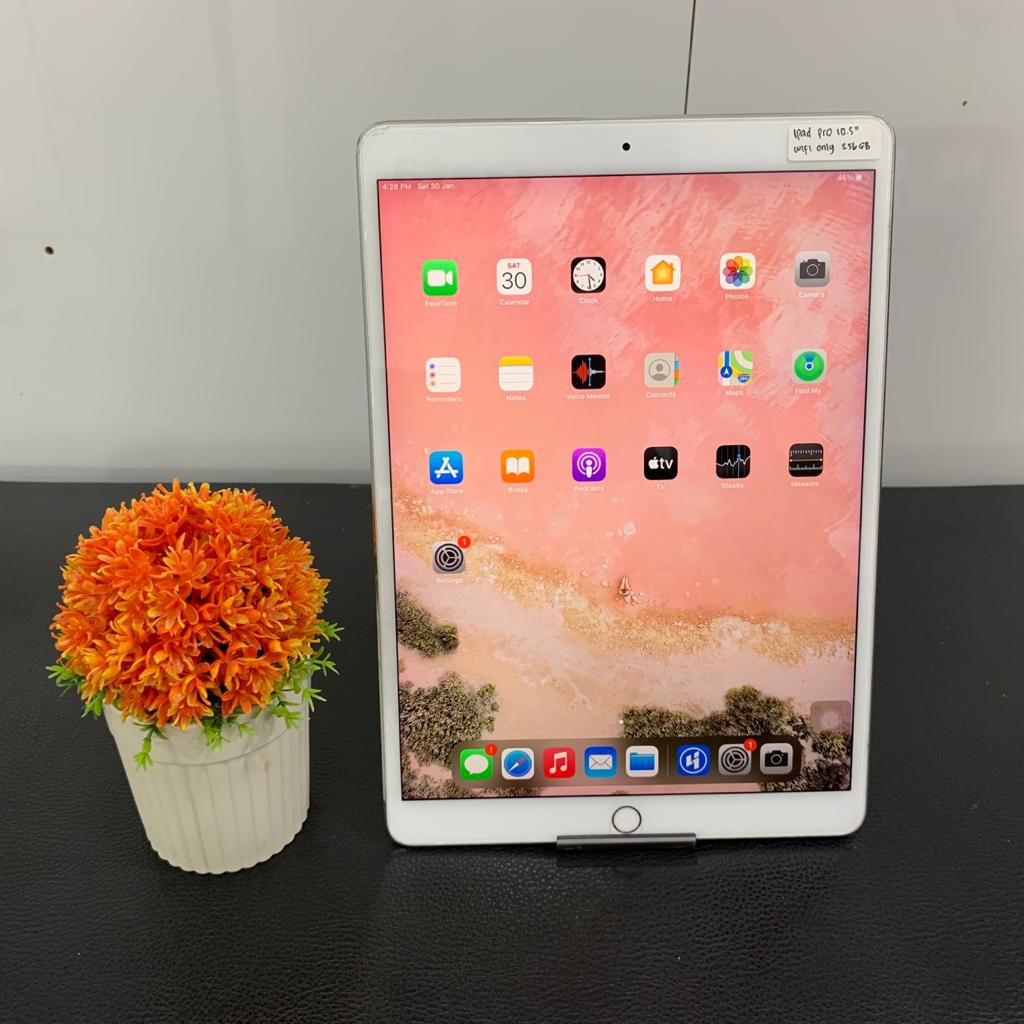 IPAD PRO 9.7 INCH 32 GB GEN 1 WIFI ONLY