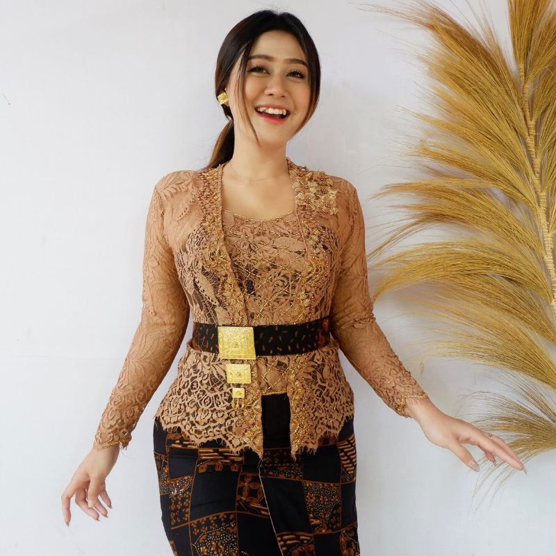 Kebaya Jadi Brokat Payet / Kebaya Payet Mewah / Kebaya Brokat Variasi